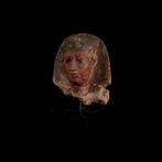 Oud-Egyptisch Hoofd van een beeldje dat een farao uit de 1e