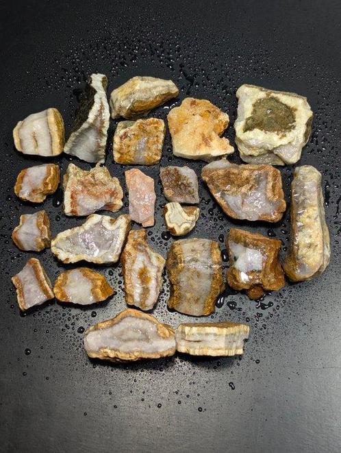 1.190 kg - Exclusieve partij van 22 ruwe agaat, kwarts en, Verzamelen, Mineralen en Fossielen