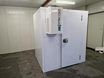 Koelcel 180 x 150 x 200 cm stekker klaar beschikbaar voor biedingen