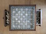 Schaakspel - alabaster, hout, Antiek en Kunst