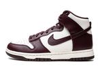 Nike Dunk High Burgundy Crush - Maat 40 EU, Kleding | Heren, Schoenen, Ophalen of Verzenden, Nieuw, Nike