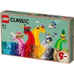 Lego Classic 11021 90 jaar spelen, Nieuw, Ophalen of Verzenden