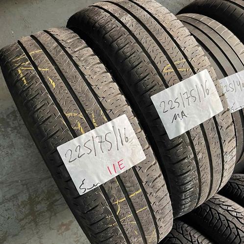 2 x Michelin 225-75-16 C Zomerbanden 5mm, Auto-onderdelen, Banden en Velgen, 16 inch, Zomerbanden, 225 mm, Bestelwagen, Gebruikt
