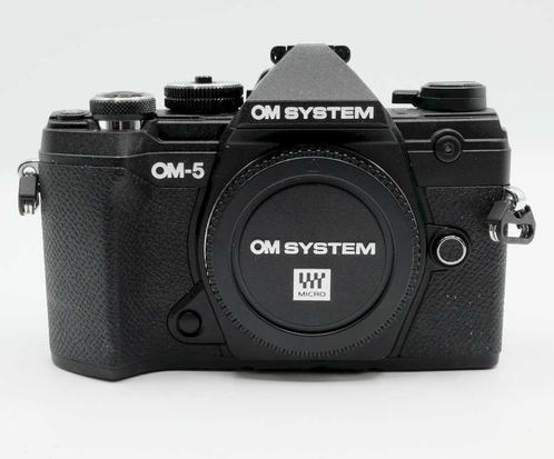 OM SYSTEM OM-5 Body + grip + remote  OCCASION (166), Audio, Tv en Foto, Fotografie | Lenzen en Objectieven, Zo goed als nieuw