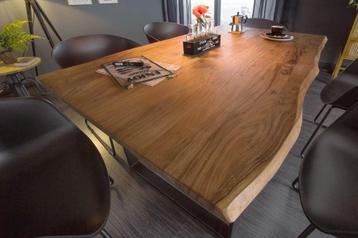 Massief houten eettafel MAMMUT 140 cm wilde acaciaboom rand beschikbaar voor biedingen