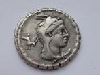 Romeinse Republiek. L. Papius. 79 BC. AR Serrate Denarius., Postzegels en Munten