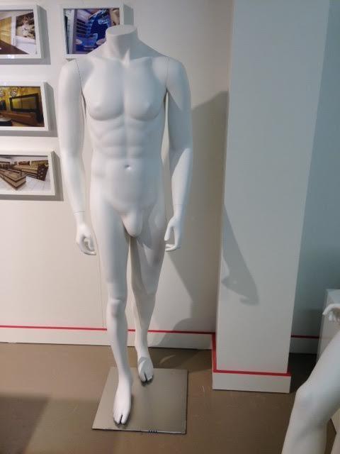 100 x Nieuw in doos Heren etalagepop zonder hoofd TIJDELIJKE, Zakelijke goederen, Kantoor en Winkelinrichting | Winkel en Inventaris