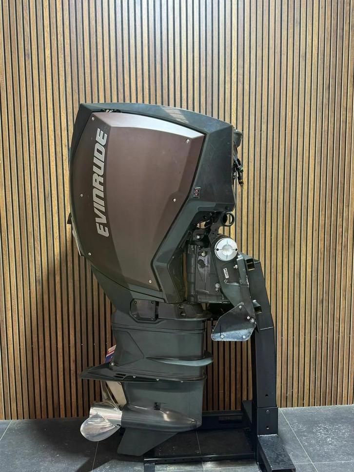 Evinrude E-TEC 300 PK EFI G2, Watersport en Boten, Buiten- en Binnenboordmotoren, Gebruikt, Buitenboordmotor, Ophalen of Verzenden