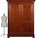 Reusachtige grote tweedeurskast te gebruiken als garderobeka, Antiek en Kunst, Ophalen of Verzenden