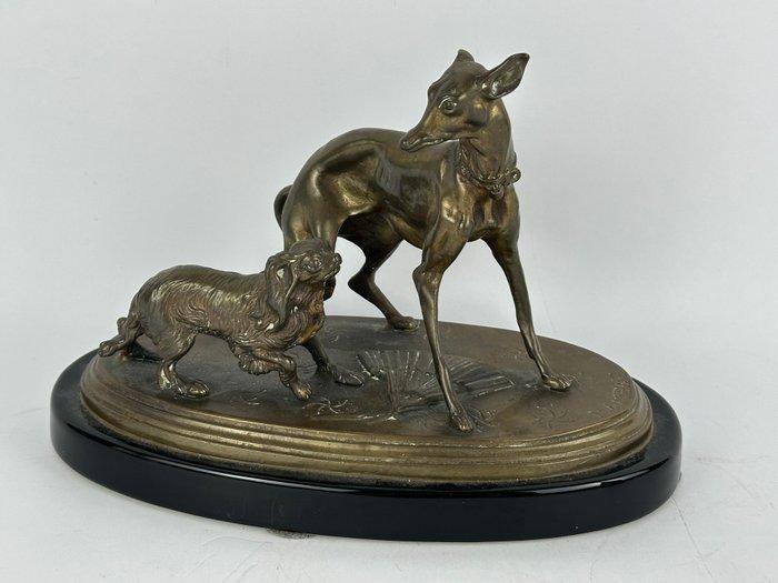 After P. J. Mene - Figuur - A Whippet playing with King, Antiek en Kunst, Curiosa en Brocante