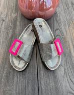 Golden Slipper met roze gesp, i love them !, Ophalen of Verzenden, Nieuw, Overige kleuren, Slippers