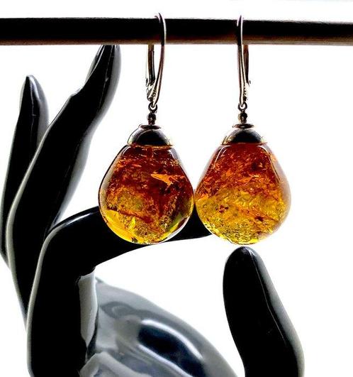 Natuurlijke Baltische barnsteen oorbellen in Sterling zilver, Verzamelen, Mineralen en Fossielen