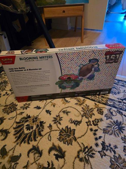 The Pokémon Company - 151 Box - Pokémon blooming waters 151, Hobby en Vrije tijd, Verzamelkaartspellen | Pokémon