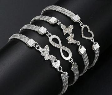 Eenvoudige hart vlinder kralen enkelbandje - voor vrouwen beschikbaar voor biedingen