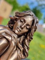 Beeld, Thinking Lady - Cold Bronze Painted - 12.5 cm - Hars