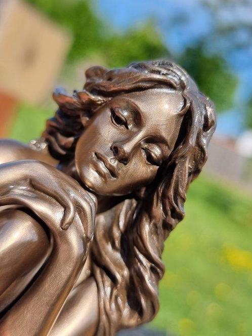 Beeld, Thinking Lady - Cold Bronze Painted - 12.5 cm - Hars, Antiek en Kunst, Curiosa en Brocante