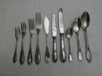 Couverts de Mouroux - Bestekset voor 12 personen (121) -, Antiek en Kunst, Antiek | Meubels | Tafels