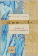 Omgaan met dyslexie - F. Schalkwijk, J.H. Loonstra - 9789053, Boeken, Nieuw, Verzenden