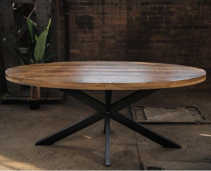 Eettafel Mangohout Ovaal met zwarte matrixpoot van metaal, Huis en Inrichting, Tafels | Eettafels, Nieuw, Ophalen of Verzenden