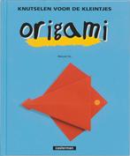 Origami / Knutselen voor de kleintjes 9789030319146 M. Six, Boeken, Verzenden, Gelezen, M. Six