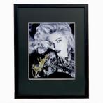 Iconische Elegantie - Gesigneerde Madonna foto, Verzamelen, Verzenden, Nieuw