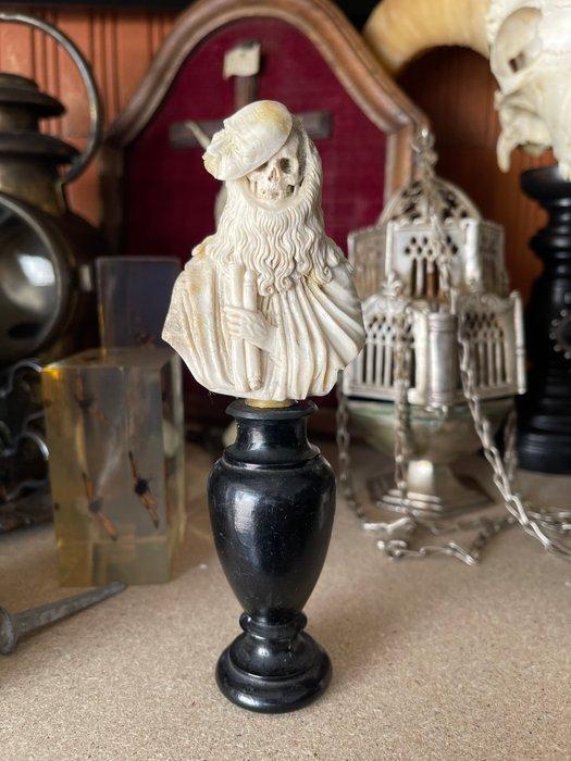 Beeldje, Buste memento mori représente Léonard de Vinci - 17, Antiek en Kunst, Antiek | Keramiek en Aardewerk