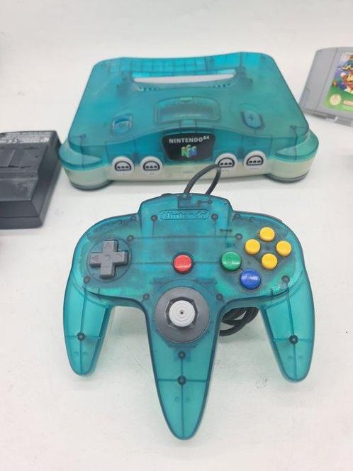 Nintendo - Nintendo 64 - N64 - Funtastic - Ice Blue Console, Spelcomputers en Games, Spelcomputers | Overige Accessoires