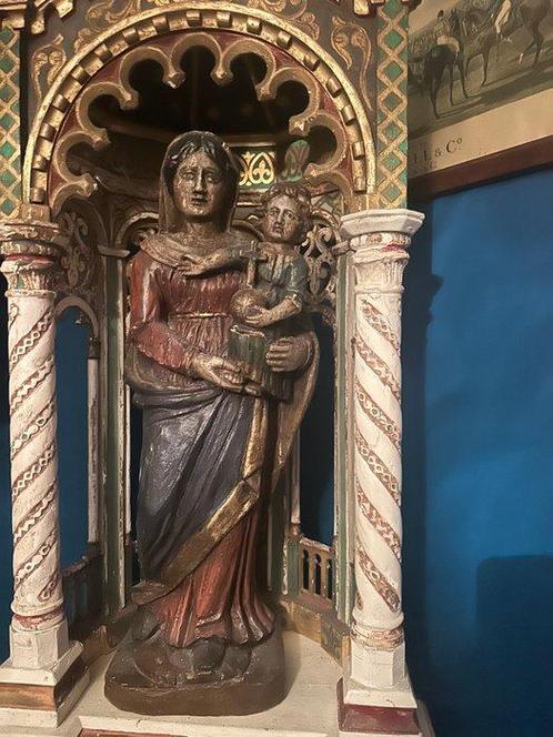 Grote Maagd met Kind in hout gesneden en gepolychromeerd –, Antiek en Kunst, Kunst | Niet-Westerse kunst