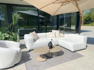 Nieuw! Lekker buiten zitten. Outdoor hoekbank Homes beschikbaar voor biedingen