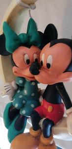 Beeldje - Mickey and Minnie sitting on the moon - Polyester, Verzamelen, Nieuw