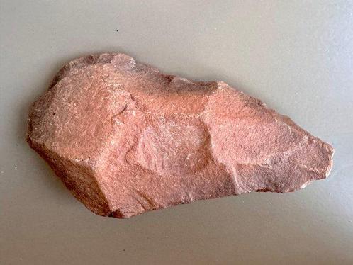 Acheuleaan Steengoed Werktuig - 20 cm, Antiek en Kunst, Antiek | Overige Antiek
