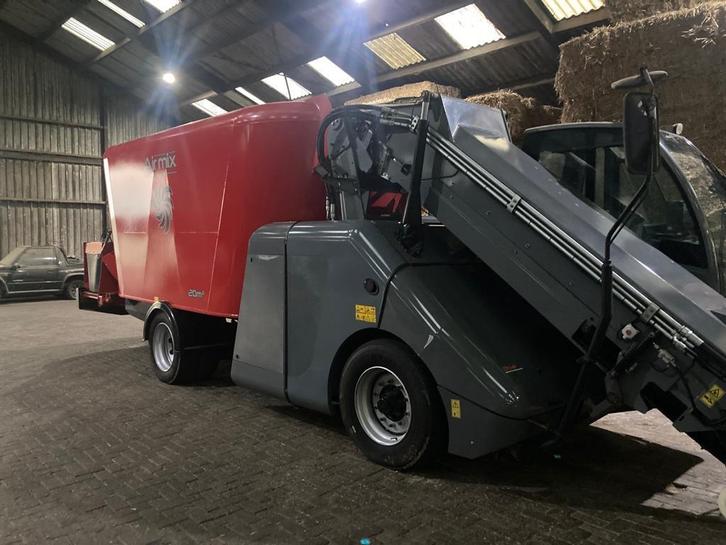 Peecon - Storti Airmix 20m3 zelfrijdende voermengwagen, Zakelijke goederen, Agrarisch | Werktuigen, Veehouderij, Overige, Voertechniek