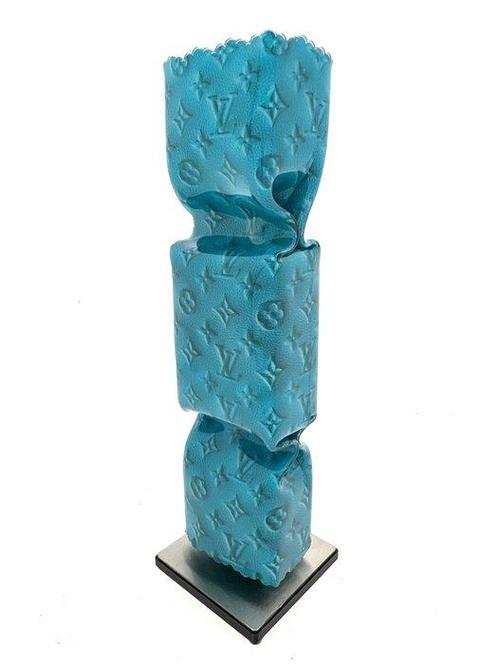 Ad van Hassel (1953) - Louis Vuitton Luxury Art Candy Toffee, Antiek en Kunst, Kunst | Designobjecten