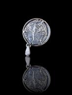 Oud-Romeins, Keizerrijk Zilver Munthanger - Keizer Commodus