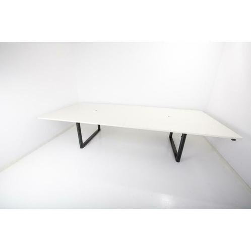 Te koop Vitra Tyde elektrische zit/sta vergadertafel | Ocazu, Zakelijke goederen, Kantoor en Winkelinrichting | Kantoormeubilair en Inrichting