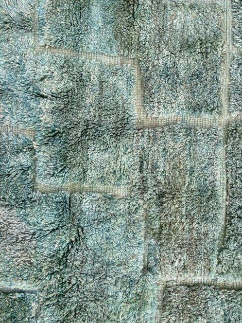 Handgeweven wollen vloerkleed in aquatinten met getextureerd, Huis en Inrichting, Stoffering | Tapijten en Kleden