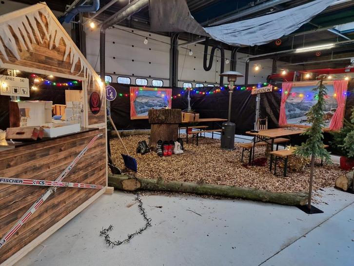 Apres ski - apresski - thema feest - winter decoratie, Hobby en Vrije tijd, Feestartikelen | Verhuur, Overige, Gebruikt, Ophalen
