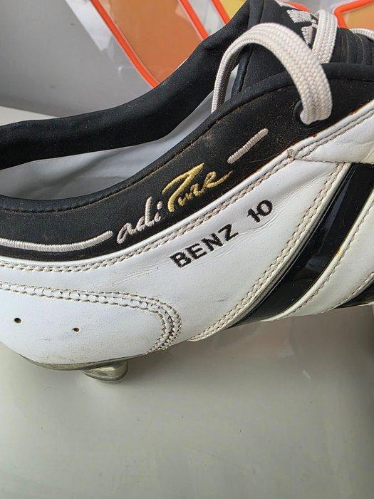 Real Madrid - Karim Benzema - Voetbalschoen, Verzamelen, Overige Verzamelen