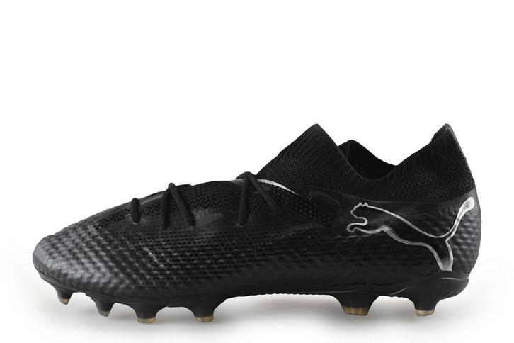 Puma Voetbalschoenen in maat 45 Zwart | 10% korting, Kleding | Heren, Schoenen, Zwart, Zo goed als nieuw, Verzenden