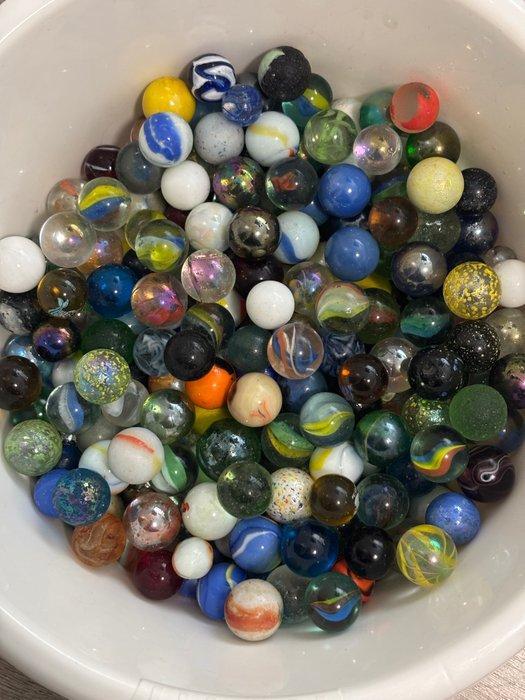 Midden maat - Knikkers 5 kilo midden wereldverzameling -, Antiek en Kunst, Antiek | Speelgoed