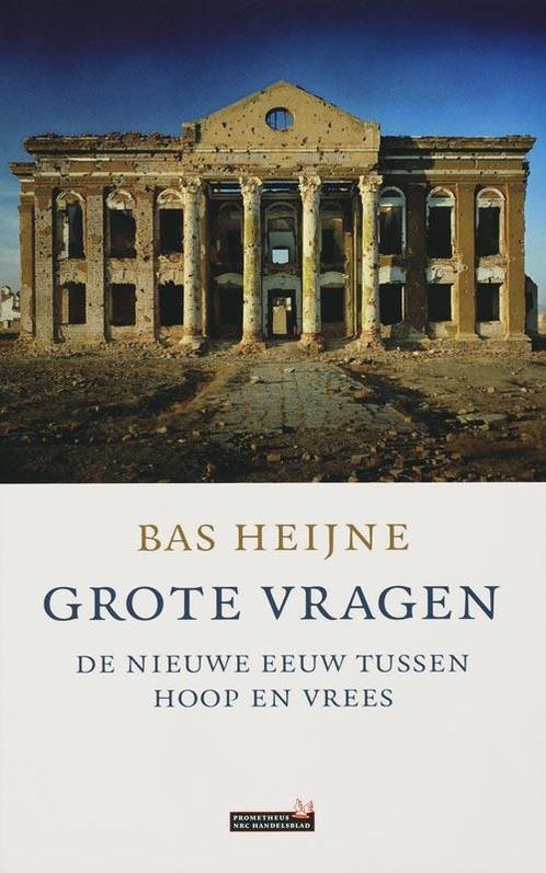 Grote Vragen 9789044609073 Bas Heijne, Boeken, Hobby en Vrije tijd, Zo goed als nieuw, Verzenden