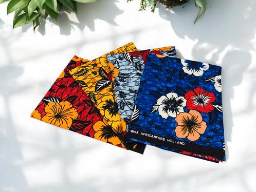 4 Fat quarters - Bloemen Mix Quiltstoffen / Patchwork stoffe, Hobby en Vrije tijd, Stoffen en Lappen, Nieuw, Ophalen of Verzenden