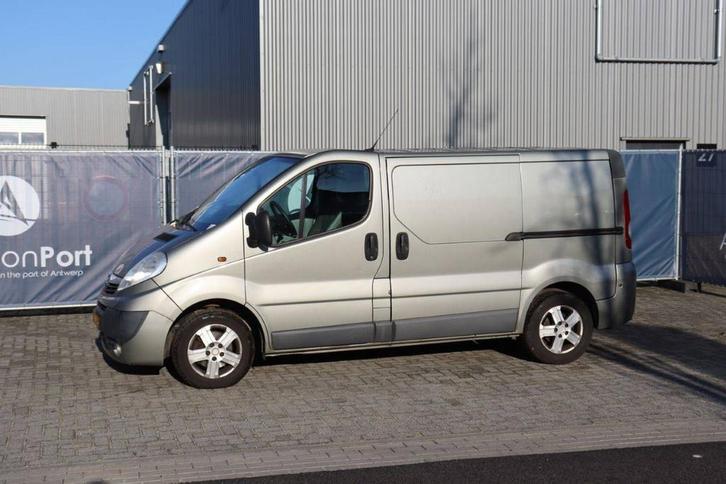 Veiling: Bestelwagen Opel VIVARO-2 2.0CDTI/66KW-E4 2.7T L1H1, Auto's, Bestelauto's, Handgeschakeld, Diesel, Zilver of Grijs, Gebruikt