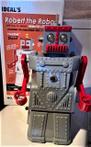 IDEAL Toys - Space - 966 - Robot Robert the Robot -