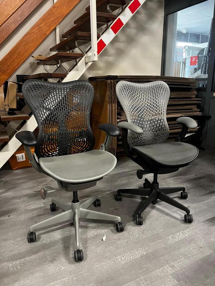 Opgeknapte Herman Miller Mirra bureaustoelen - Incl garantie, Huis en Inrichting, Bureaustoelen, Bureaustoel, Overige kleuren