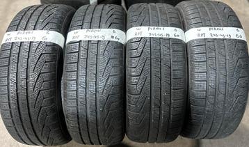 4x245-45-19 Pirelli Winter RFT 4x6m €60 Per band 245 45 19 beschikbaar voor biedingen