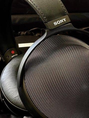 Sony - MDR-Z1R Hoofdtelefoon beschikbaar voor biedingen