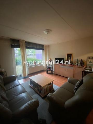 Woningruil - Montfoorthof 128 - 3 kamers en Amsterdam beschikbaar voor biedingen