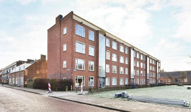 Te Huur 3 kamer Appartement Limietlaan In Den Bosch, Huizen en Kamers, Huizen te huur, Direct bij eigenaar, Noord-Brabant, Appartement