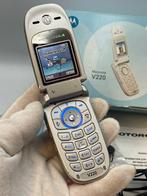 Motorola Motorola V220 Flip Phone – Complete Box Set – Fully, Nieuw